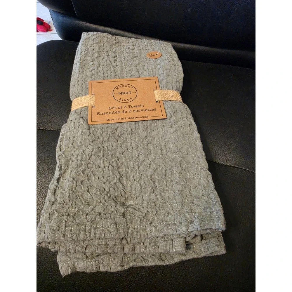 Market Finds 3 Kitchen Towels Sage Green